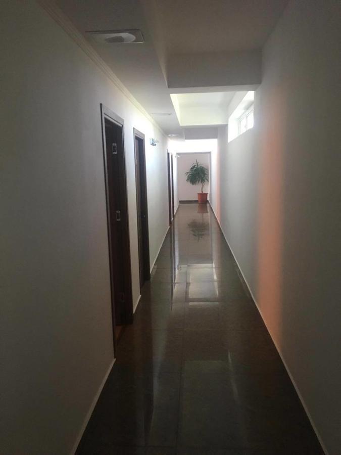 Hotel Dinastia 皮特什蒂 外观 照片