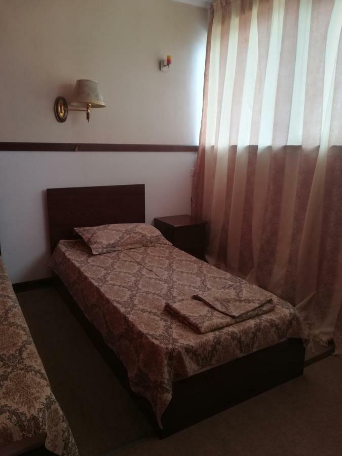 Hotel Dinastia 皮特什蒂 外观 照片